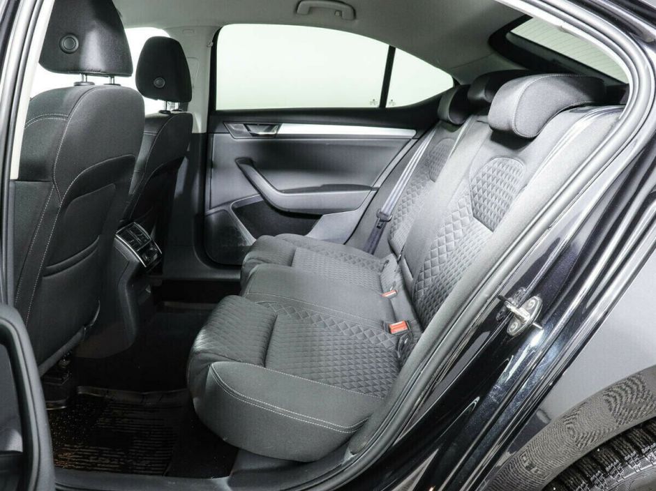 Skoda Superb, 1.8 л, Робот, 2017 фото 10