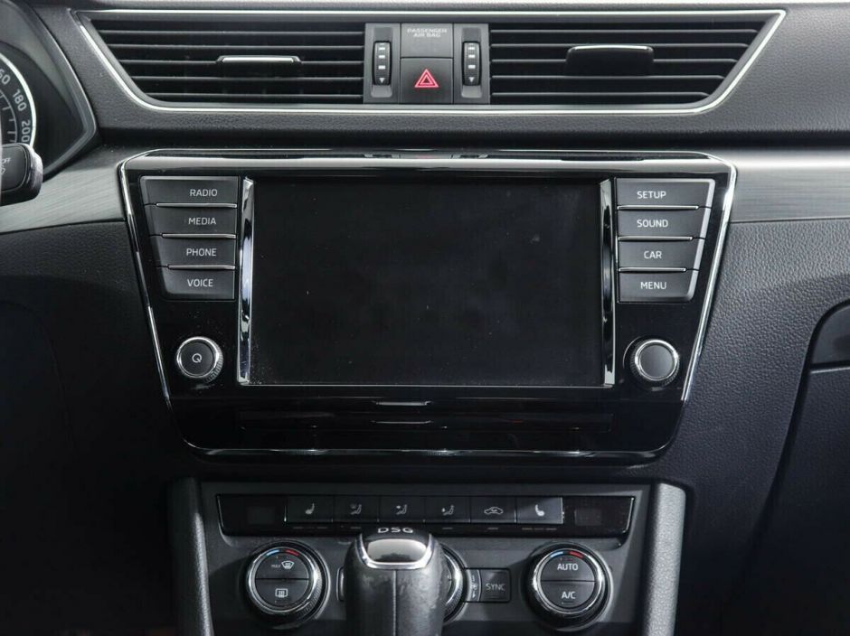 Skoda Superb, 1.8 л, Робот, 2017 фото 1