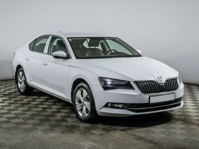 Skoda Superb, 1.8 л, РКПП, 2017 фото 4