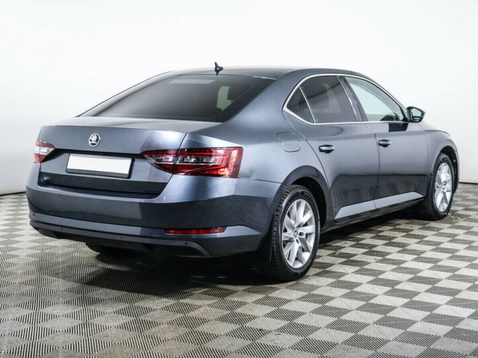 Skoda Superb, 1.8 л, Робот, 2017 фото 5