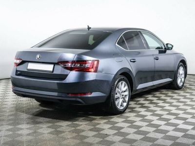 Skoda Superb, 1.8 л, РКПП, 2017 фото 5