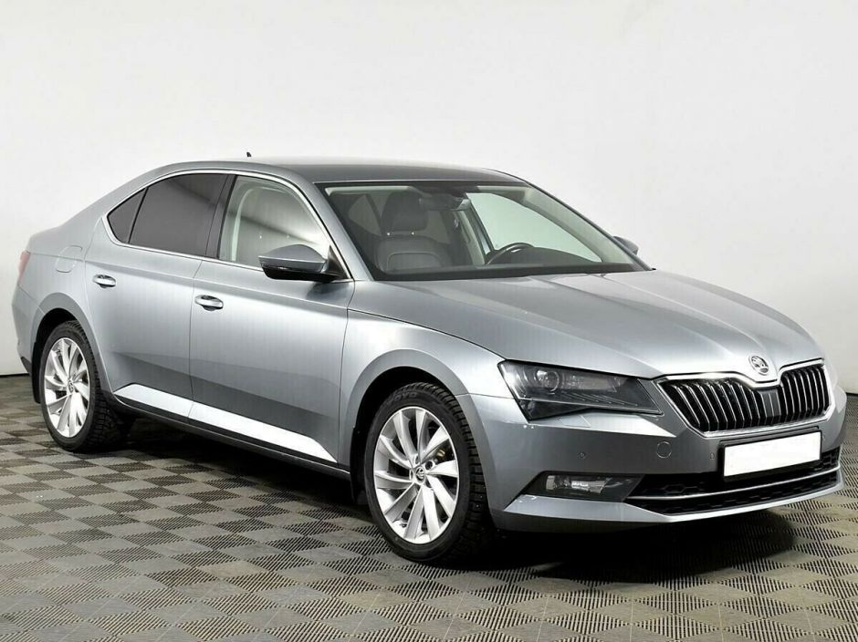 Skoda Superb, 2.0 л, Робот, 2018 фото 4