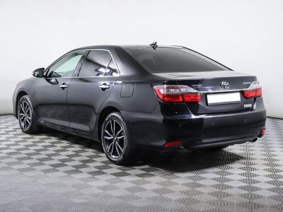 Toyota Camry, 2.5 л, АКПП, 2016 фото 6