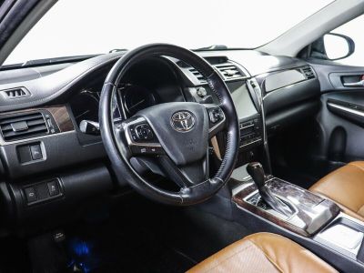 Toyota Camry, 2.5 л, АКПП, 2016 фото 7