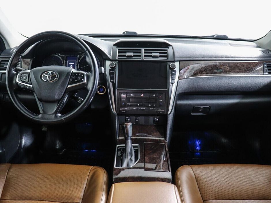 Toyota Camry, 2.5 л, АТ, 2016 фото 8