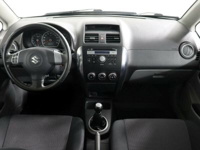 Suzuki SX4, 1.6 л, МКПП, 2008 фото 7