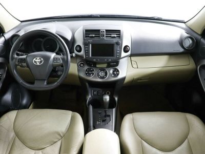 Toyota RAV4, 2.0 л, CVT, 2010 фото 9