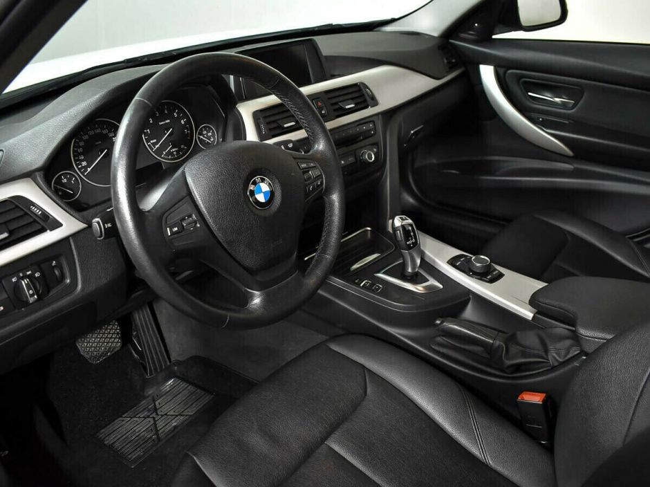 BMW 3 серии, 1.6 л, АТ, 2014 фото 8