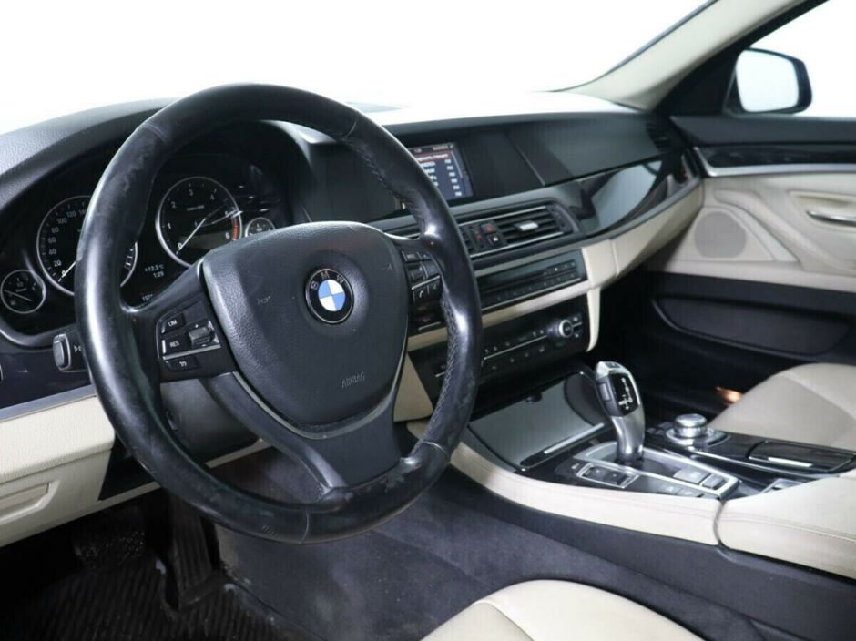 BMW 5 серии, 2.0 л, АТ, 2012 фото 9