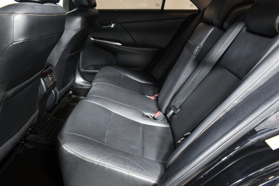 Toyota Camry, 3.5 л, АТ, 2016 фото 2