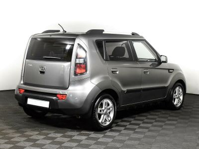 Kia Soul, 1.6 л, МКПП, 2010 фото 5