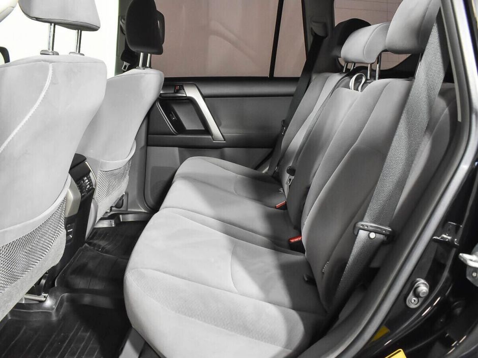 Toyota Land Cruiser Prado, 3.0 л, АТ, 2012 фото 1
