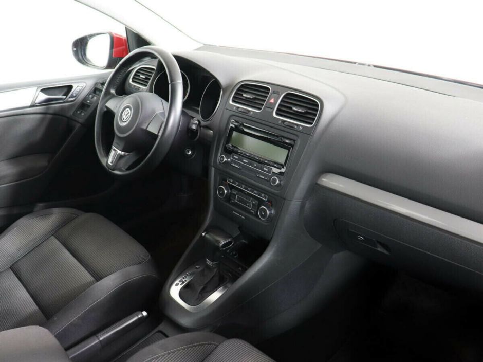 Volkswagen Golf, 1.6 л, Робот, 2009 фото 1