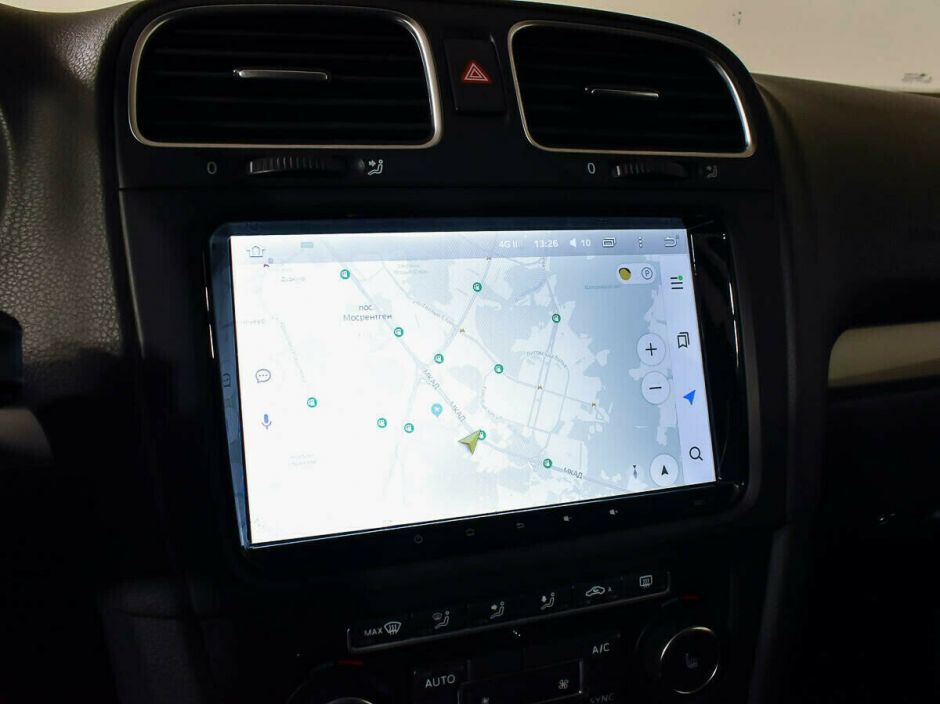 Volkswagen Golf, 1.2 л, Робот, 2011 фото 2