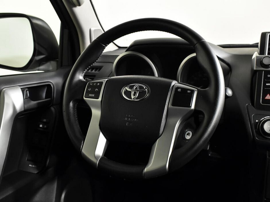 Toyota Land Cruiser Prado, 2.7 л, МТ, 2013 фото 8