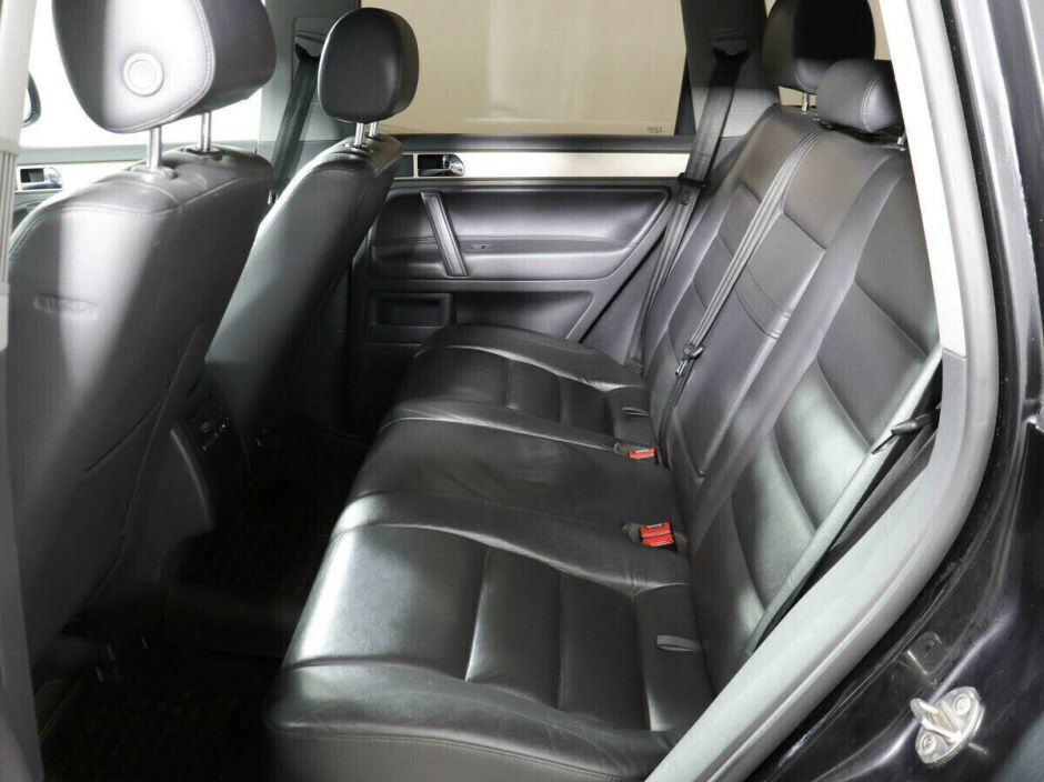 Volkswagen Touareg, 3.0 л, АТ, 2009 фото 1