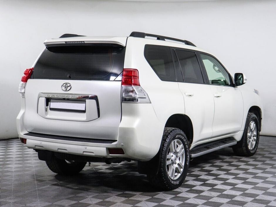 Toyota Land Cruiser Prado, 3.0 л, АТ, 2013 фото 4