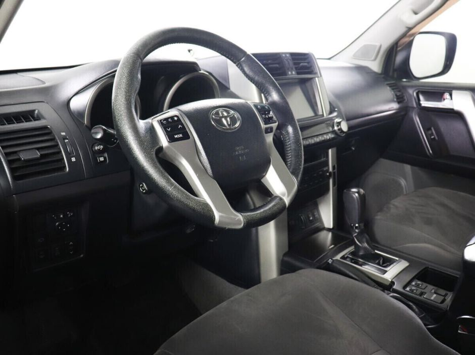 Toyota Land Cruiser Prado, 3.0 л, АТ, 2013 фото 7