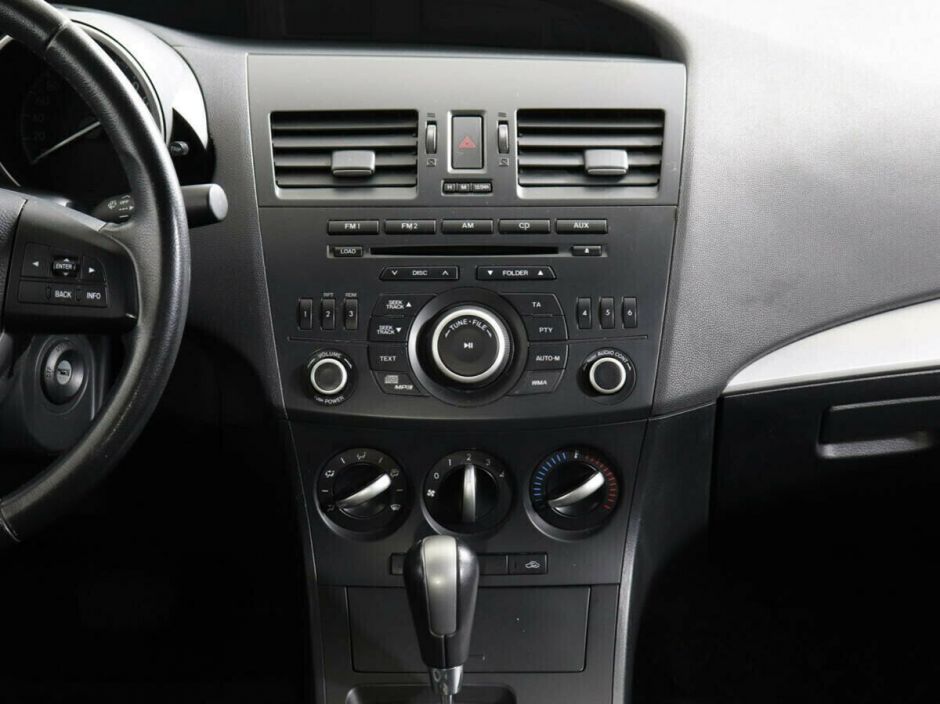 Mazda 3, 1.6 л, АТ, 2011 фото 2