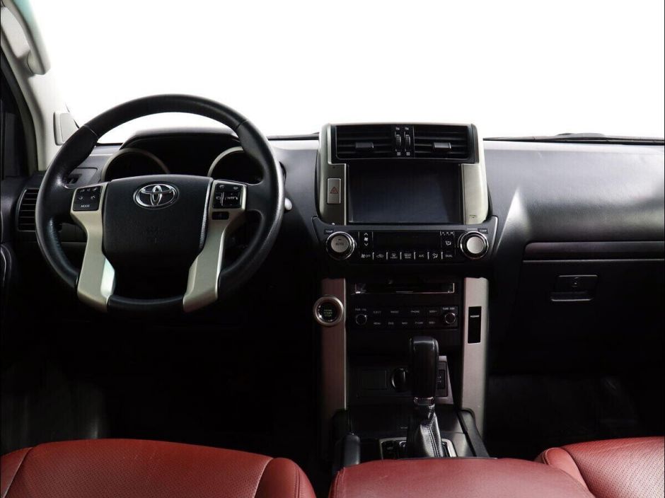 Toyota Land Cruiser Prado, 3.0 л, АТ, 2013 фото 7