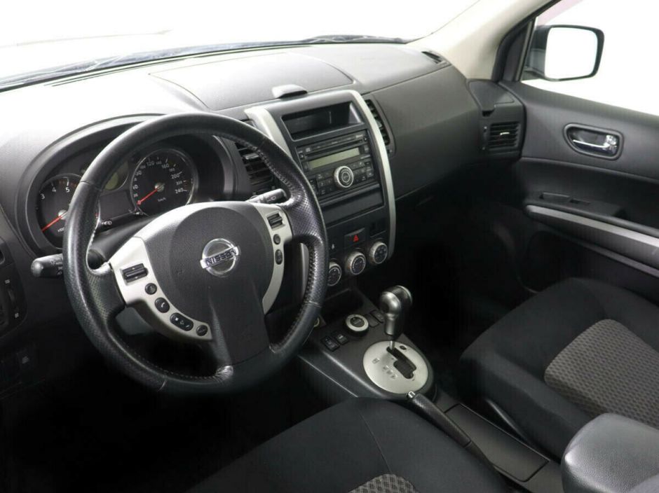 Nissan X-Trail, 2.5 л, Вариатор, 2010 фото 2