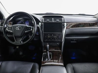 Toyota Camry, 2.5 л, АКПП, 2017 фото 9