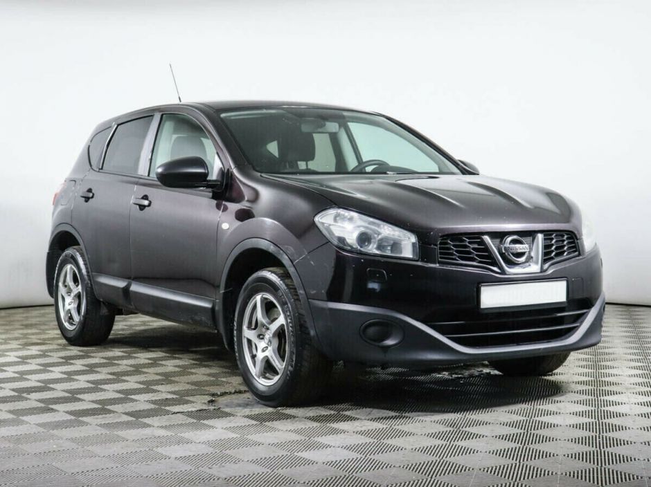 Nissan Qashqai, 2.0 л, Вариатор, 2011 фото 4