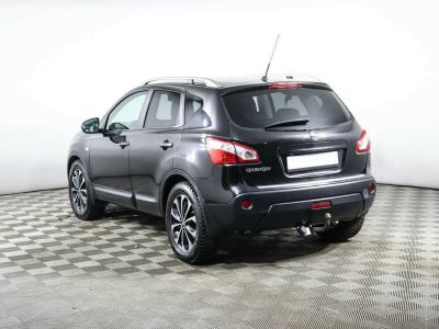 Nissan Qashqai, 2.0 л, CVT, 2011 фото 5