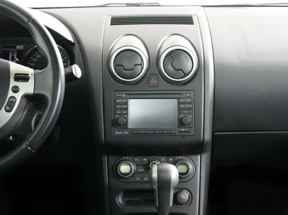 Nissan Qashqai, 2.0 л, Вариатор, 2012 фото 9