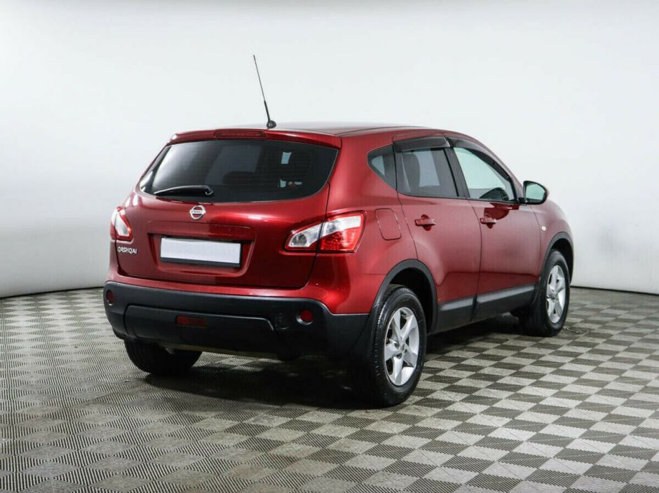 Nissan Qashqai, 2.0 л, Вариатор, 2011 фото 6