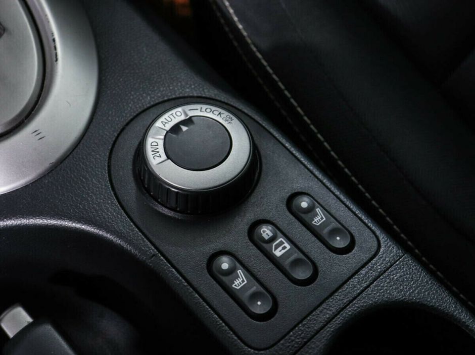 Nissan Qashqai, 2.0 л, Вариатор, 2011 фото 9