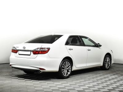 Toyota Camry, 2.5 л, АКПП, 2017 фото 4