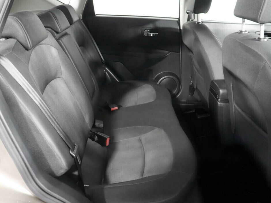 Nissan Qashqai, 2.0 л, Вариатор, 2012 фото 8