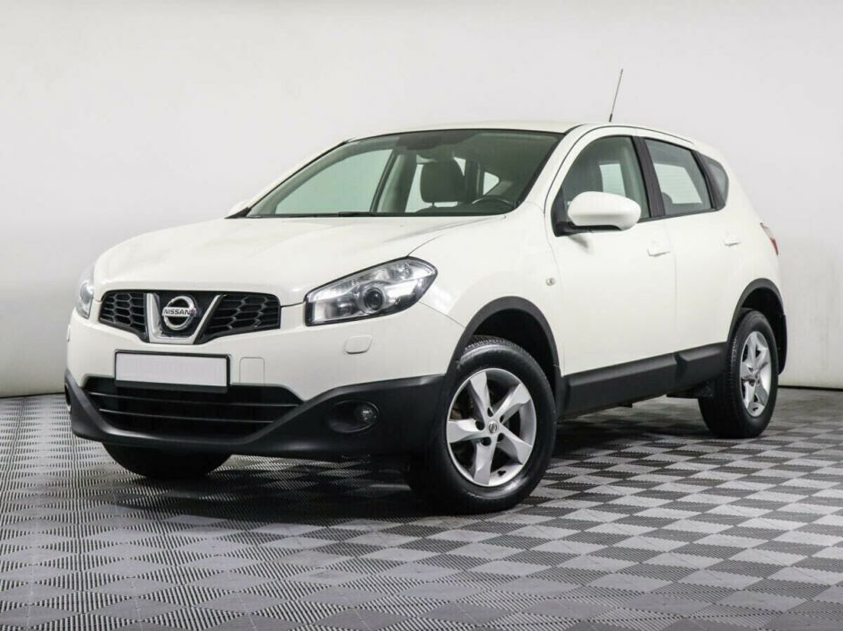 Nissan Qashqai, 2.0 л, Вариатор, 2013 фото 3