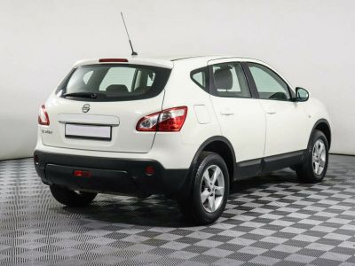 Nissan Qashqai, 2.0 л, CVT, 2013 фото 6