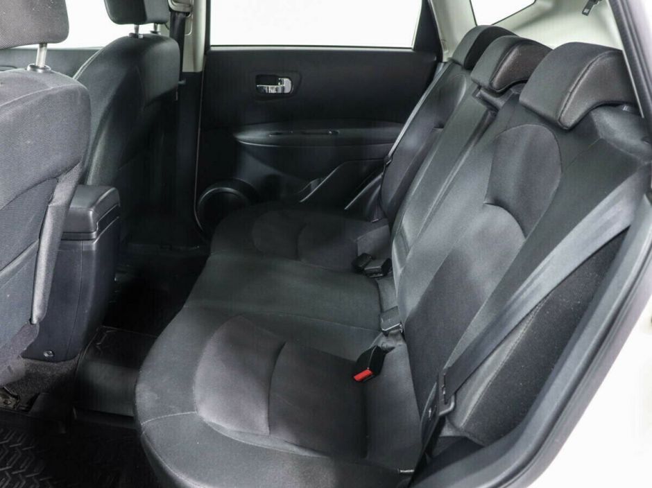 Nissan Qashqai, 2.0 л, Вариатор, 2013 фото 8