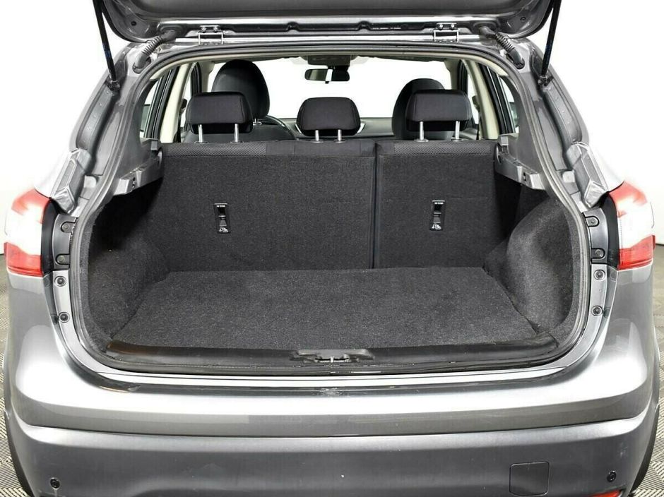 Nissan Qashqai, 2.0 л, МТ, 2015 фото 1