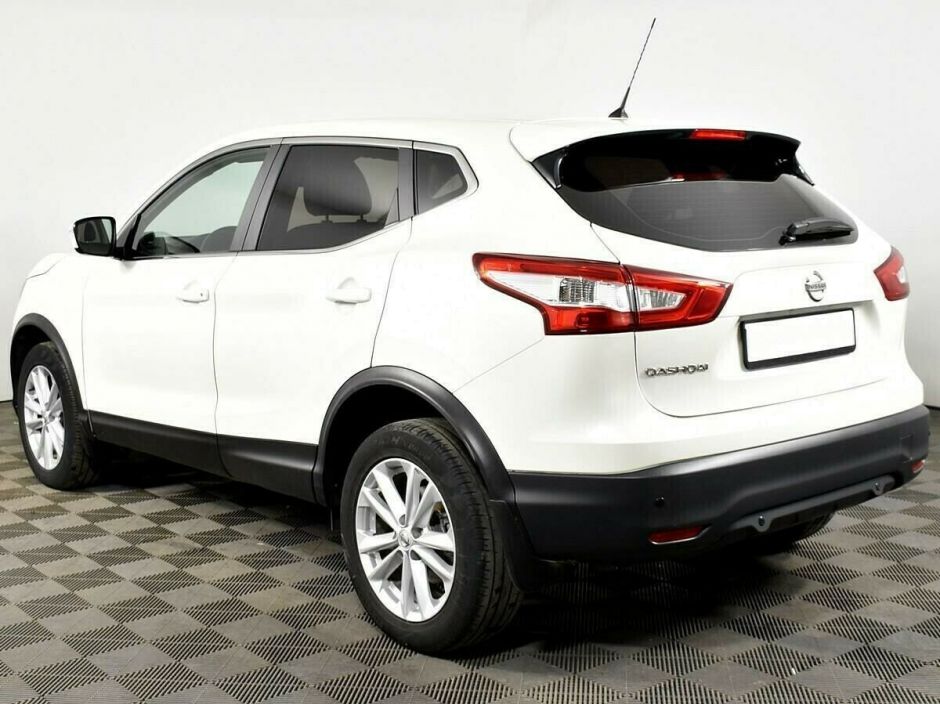 Nissan Qashqai, 2.0 л, Вариатор, 2016 фото 6