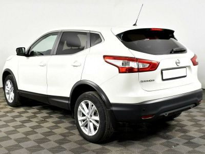 Nissan Qashqai, 2.0 л, CVT, 2016 фото 6