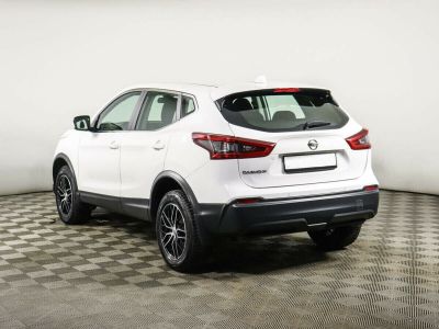 Nissan Qashqai, 2.0 л, CVT, 2017 фото 6