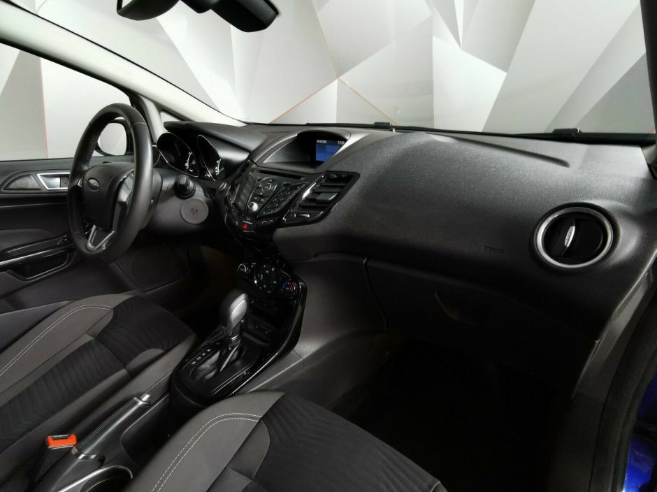 Ford Fiesta, 1.6 л, Робот, 2017 фото 8