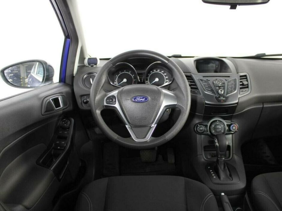Ford Fiesta, 1.6 л, Робот, 2018 фото 7