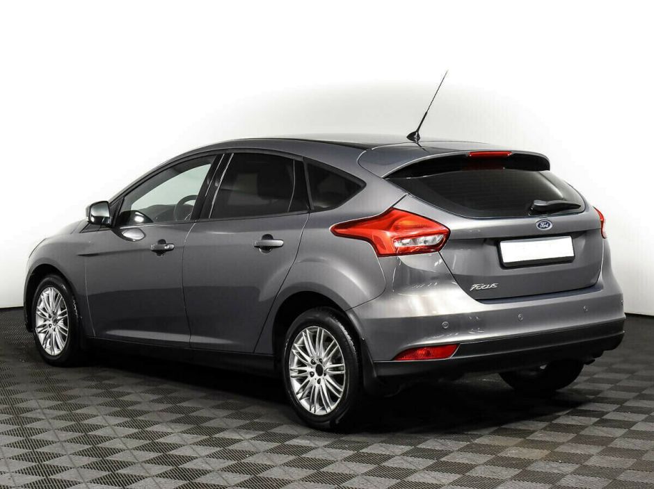Ford Focus, 1.6 л, Робот, 2015 фото 5