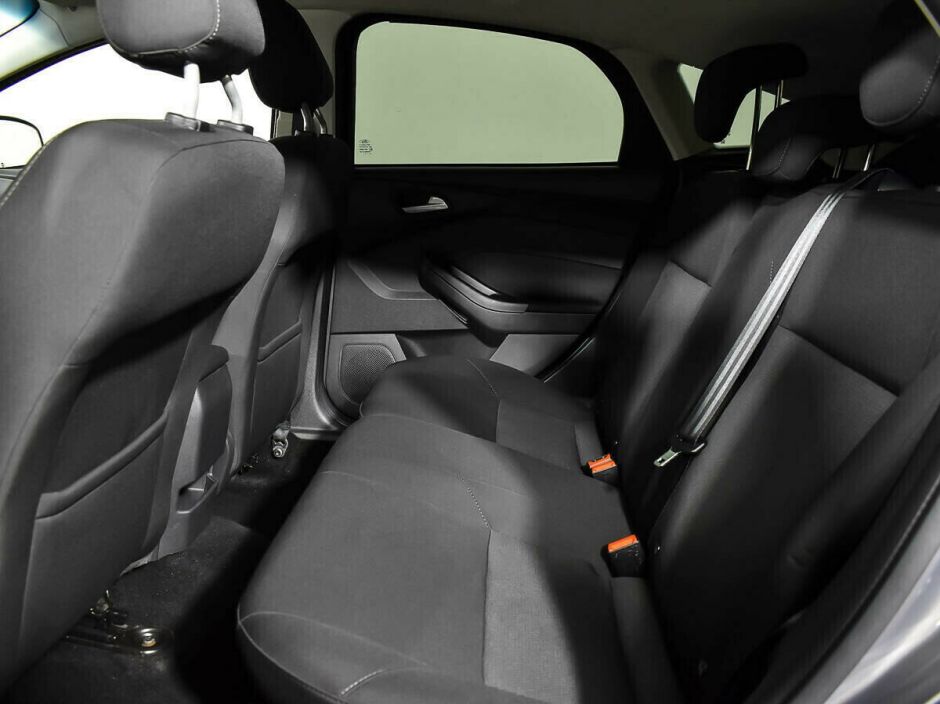 Ford Focus, 1.6 л, Робот, 2015 фото 1