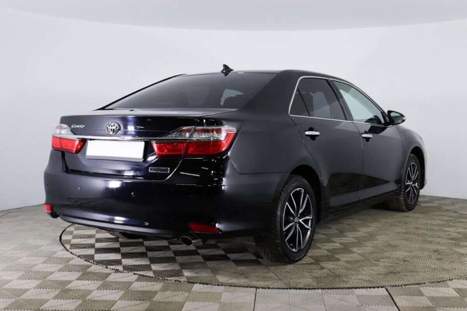 Toyota Camry, 2.5 л, АТ, 2017 фото 4
