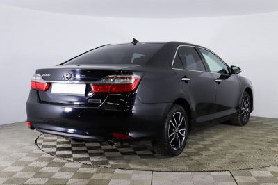 Toyota Camry, 2.5 л, АКПП, 2017 фото 4