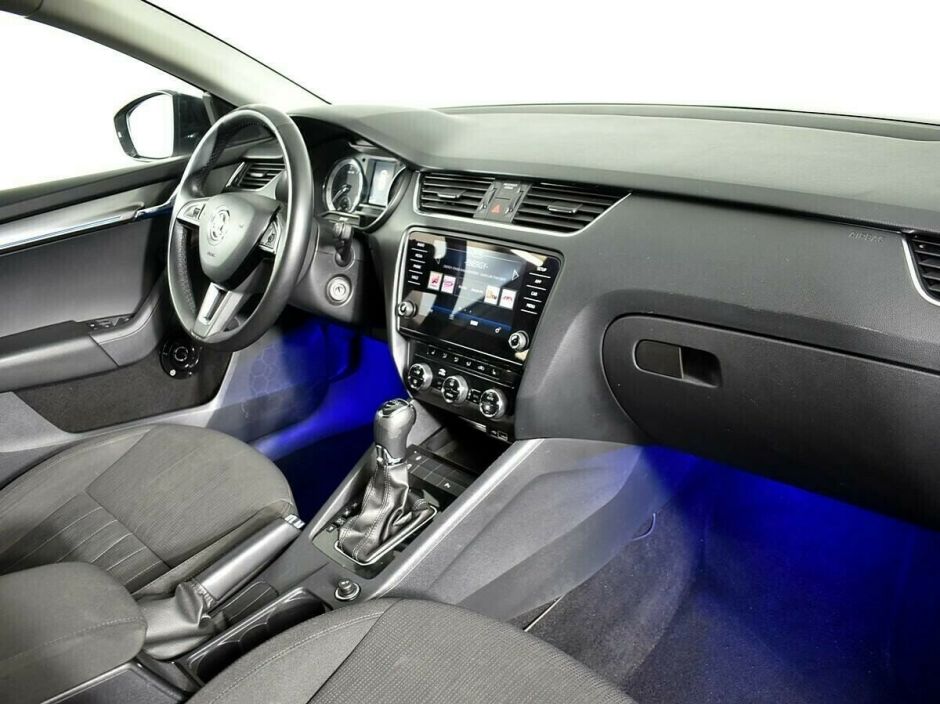 Skoda Octavia, 1.6 л, АТ, 2018 фото 2