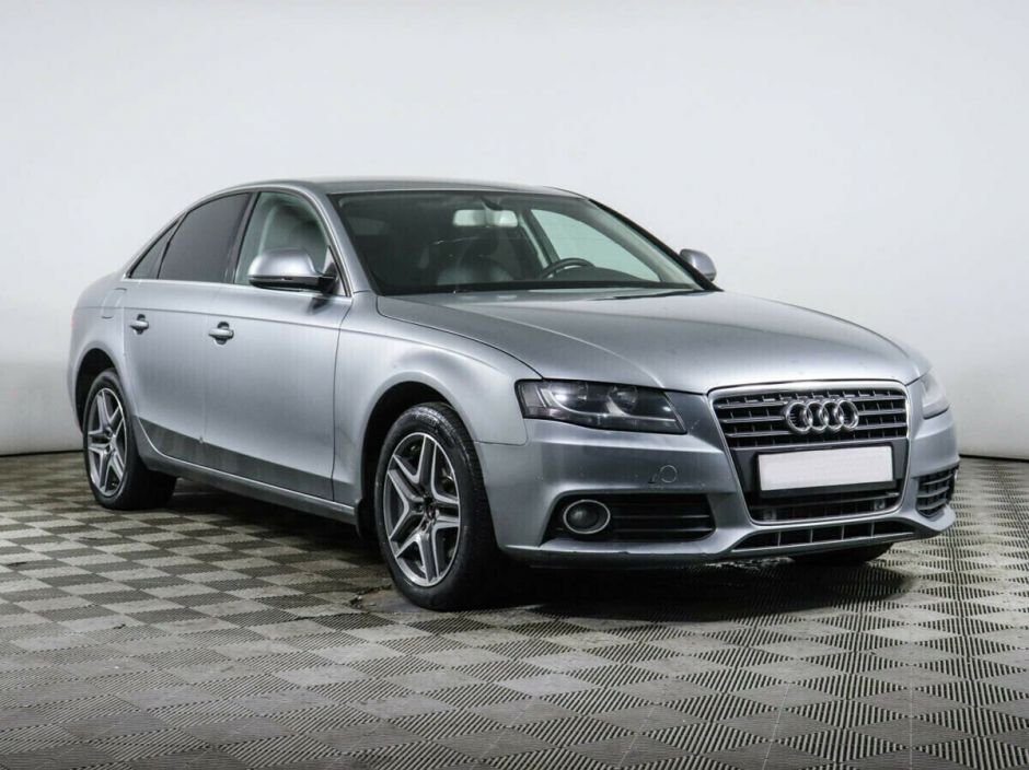 Audi A4, 1.8 л, Вариатор, 2010 фото 4