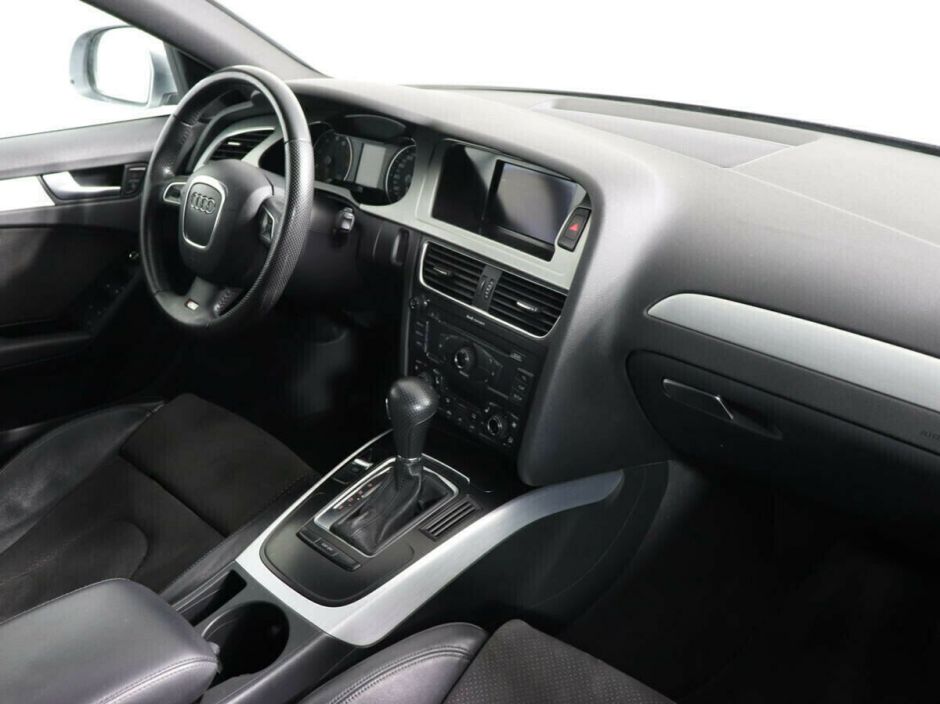 Audi A4, 1.8 л, Вариатор, 2010 фото 7