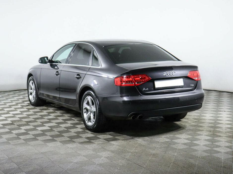 Audi A4, 2.0 л, АТ, 2010 фото 6